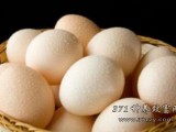 鸡蛋壳颜色变浅或出现色素斑块是咋回事？